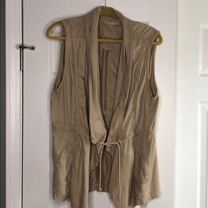 Camel vest / size L